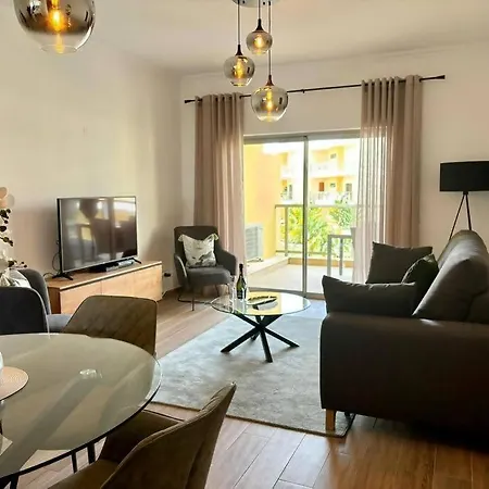 Almas Marina Albufeira * Албуфейра